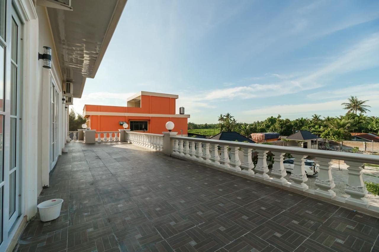 Green Forest Hotel Tebing Tinggi المظهر الخارجي الصورة